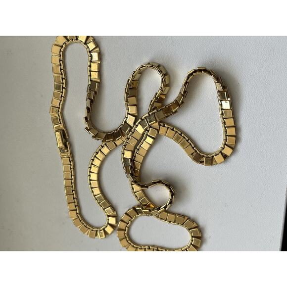 VTG Monet Layering Chain Jewelry Goldtone Square Links 24" Necklace - Picture 4 of 6